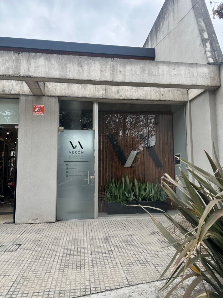 LOBO DE LA VEGA ESQ. PEDRO DE VILLALBA, YERBA BUENA.
